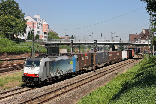 186 105 [BLS] im Hbf Worms | #27606