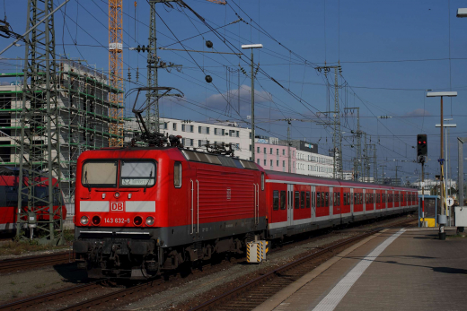 143 632-8 im Hbf Nürnberg | 24715